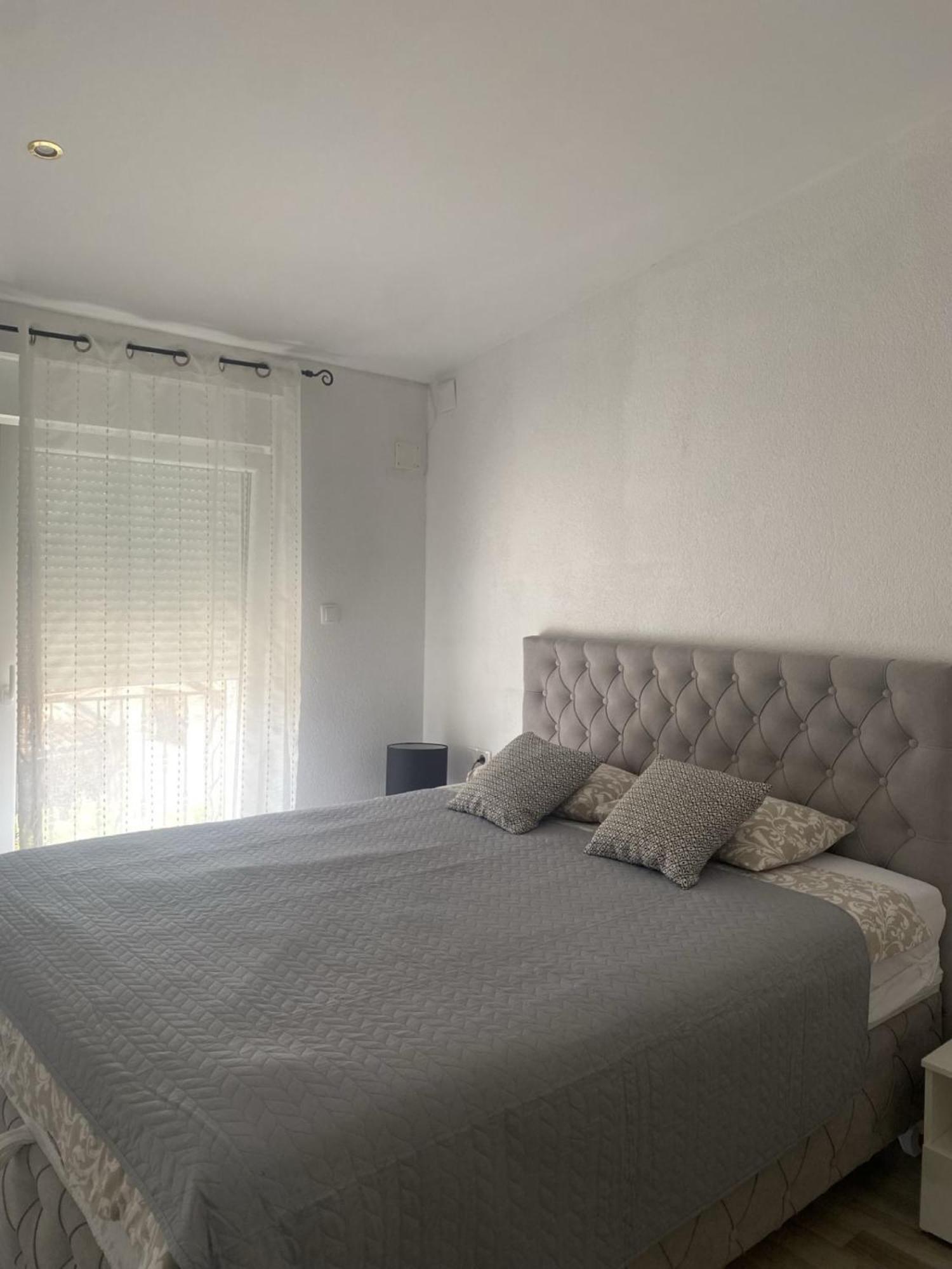 Apartments Ema 로브란 외부 사진